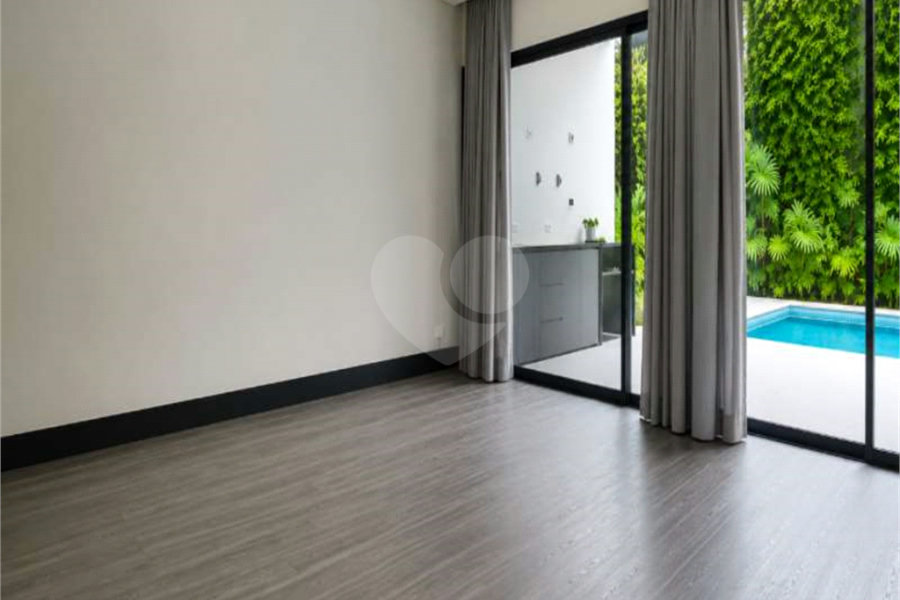 Casa à venda com 5 suítes no condomínio Tamboré II, Santana de Parnaíba - SP