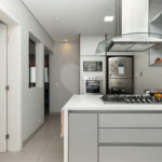 Apartamento à venda com 2 quartos, sendo 1 suíte, em Campo Belo, São Paulo, SP