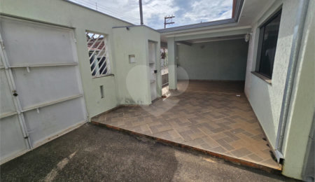 Casa à venda com 3 quartos em Vila Aparecida, Itapetininga, SP