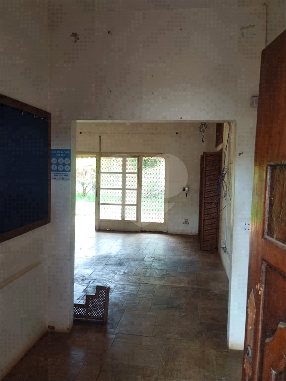 Casa à venda com 5 quartos, sendo 3 suítes, em Vila Sedenho, Araraquara, SP