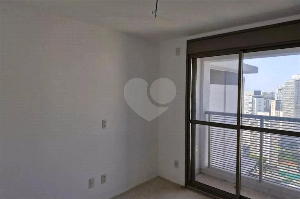 Apartamento à venda com 3 suítes em Sumarezinho, São Paulo, SP
