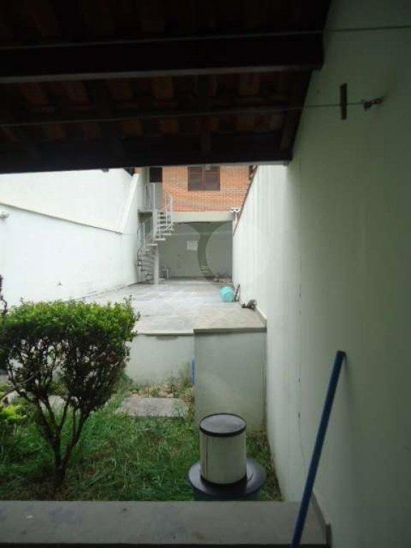 Sobrado à venda com 3 suítes em Vila Gomes, São Paulo, SP