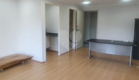 Sala à venda em Chácara Santo Antônio, São Paulo, SP