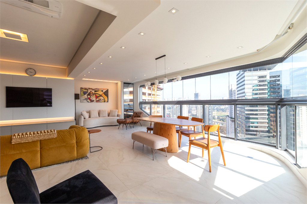 Apartamento à venda com 3 suítes em Chácara Santo Antônio (zona Sul), São Paulo, SP