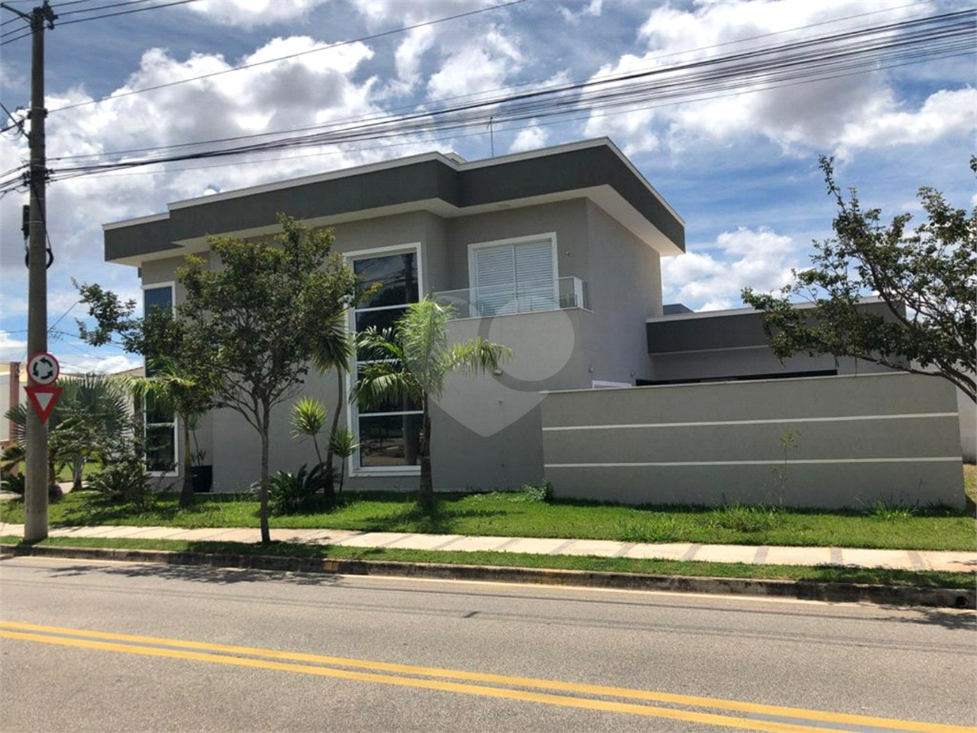 Casa à venda com 3 suítes no condomínio Vila do Bosque, Sorocaba - SP