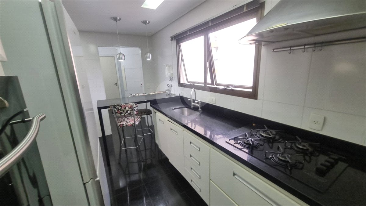 Apartamento à venda com 3 quartos, sendo 1 suíte,  em Indianópolis, São Paulo, SP