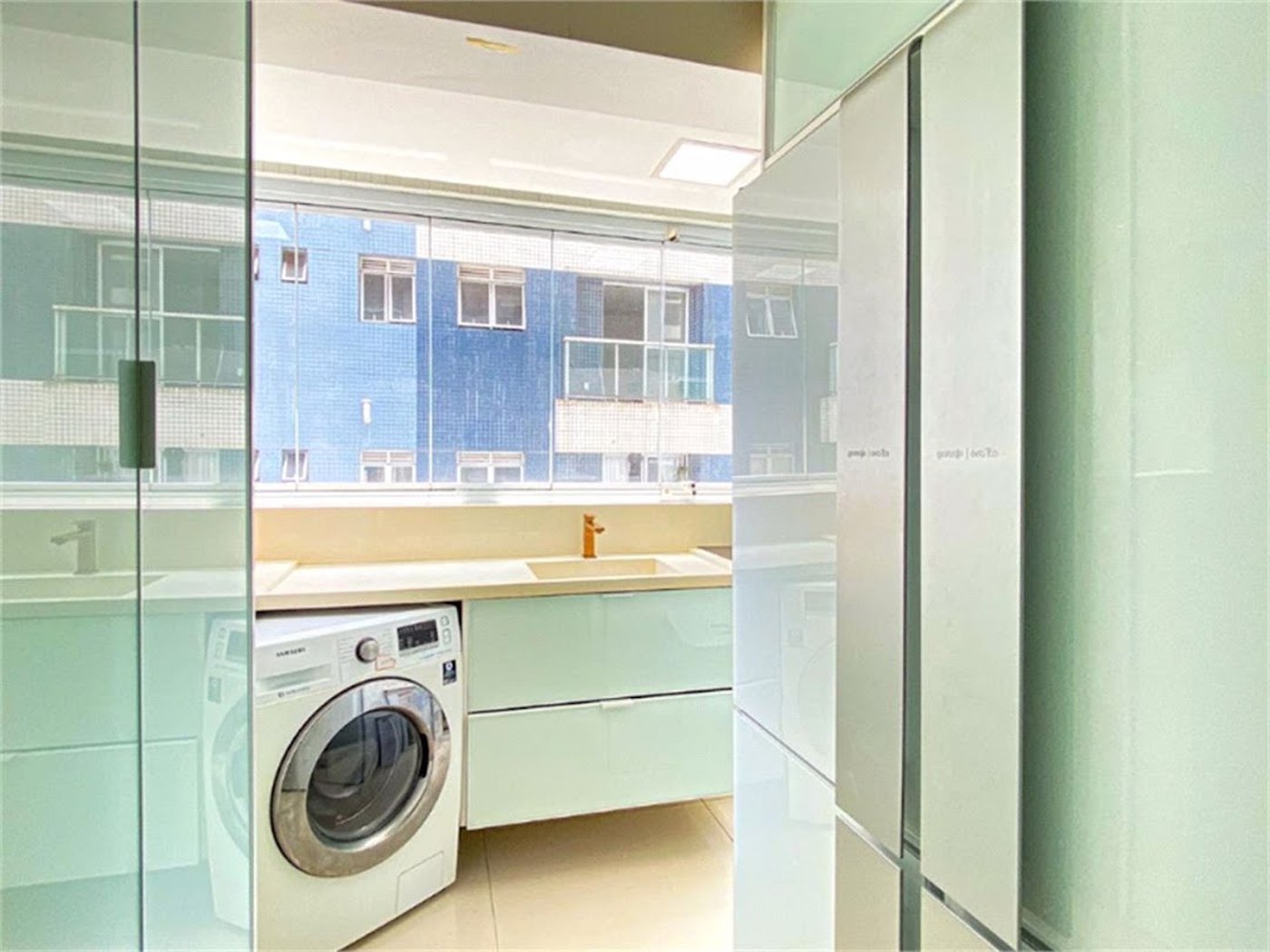 Apartamento com 3 dormitórios à venda, 125 m² por R$ 1.700.000,00 - Ponta da Praia - Santos/SP