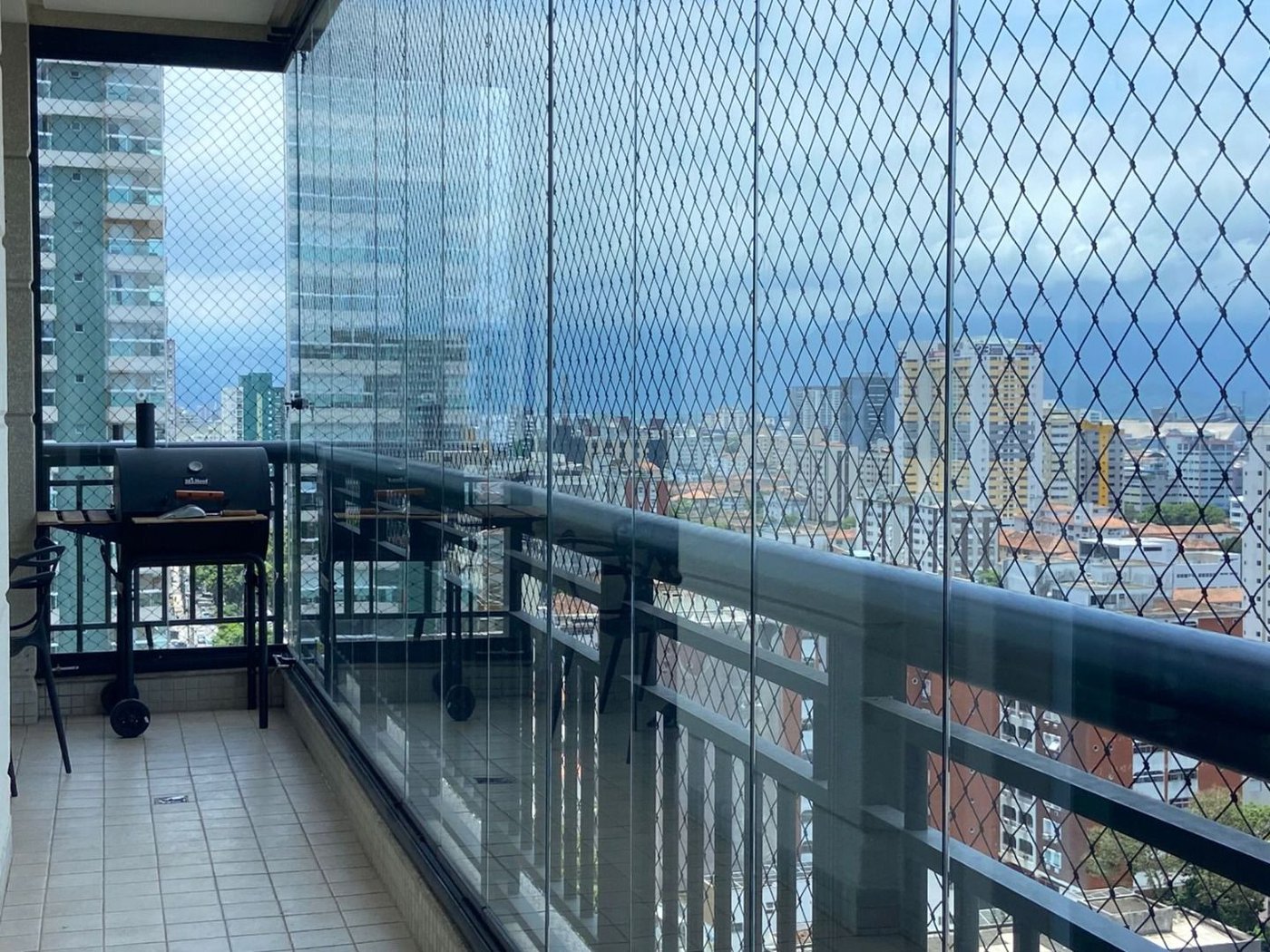 Apartamento com 3 dormitórios para alugar, 198 m² por R$ 16.000,02/mês - Gonzaga - Santos/SP
