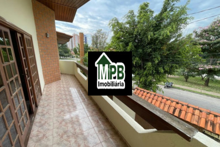 Sobrado à venda com 3 quartos, sendo 1 suíte, em Jardim Refúgio, Sorocaba, SP