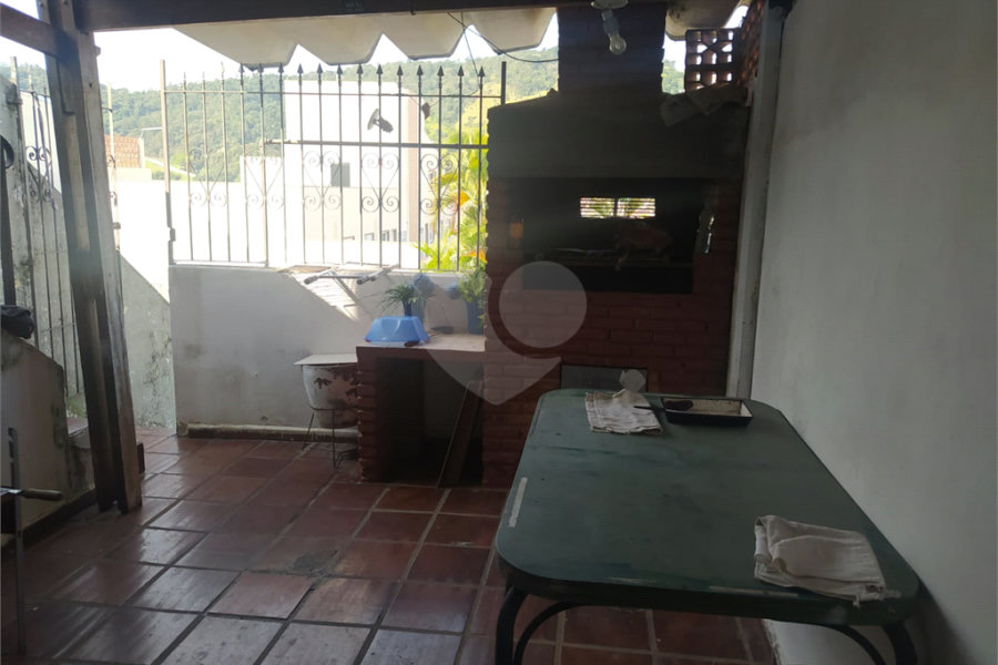 Sobrado à venda com 3 quartos, sendo 1 suíte, em Tremembé, São Paulo, SP