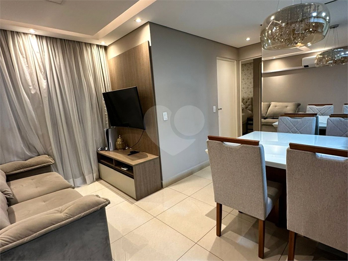 Apartamento à venda com 2 quartos, sendo 1 suíte,  em Jardim Piratininga, Sorocaba, SP