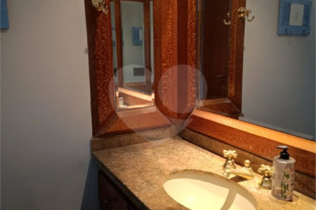 Apartamento à venda com 3 suítes em Vila Suzana, São Paulo, SP