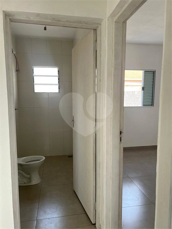 Casa à venda com 2 quartos, sendo 1 suíte, em Vila Vilma (mailasqui), São Roque, SP