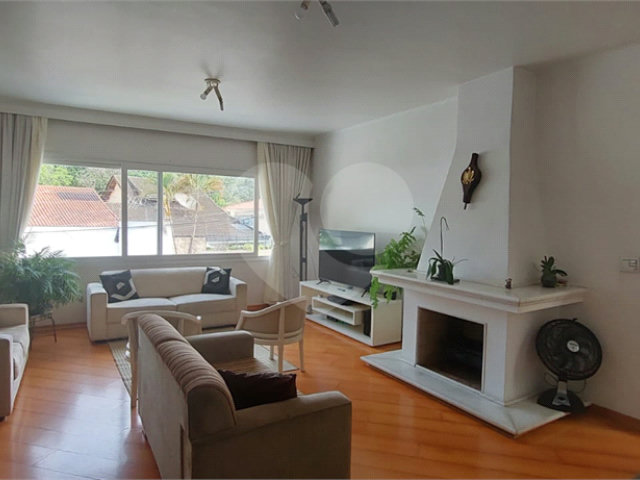 Casa Térrea à venda com 4 quartos, sendo 2 suítes,  em Tremembé, São Paulo, SP