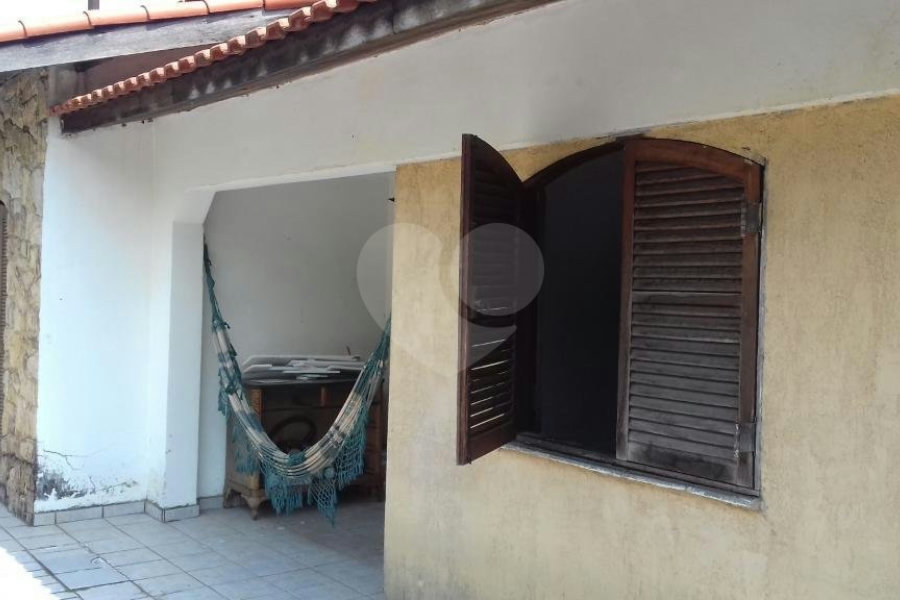 Sobrado à venda com 4 quartos, sendo 2 suítes, em City Recanto Anastácio, São Paulo, SP