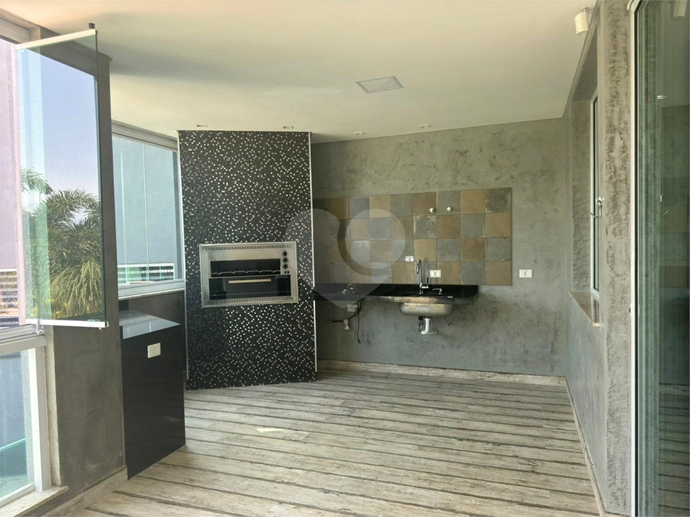Casa à venda com 3 suítes no condomínio Aruã, Mogi das Cruzes - SP