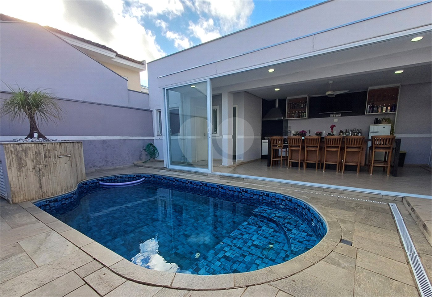 Casa à venda com 3 suítes no condomínio Ibiti Royal Park, Sorocaba - SP
