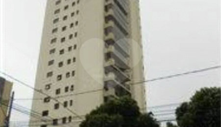 Apartamento à venda com 4 quartos, sendo 2 suítes,  no Centro, Araraquara, SP