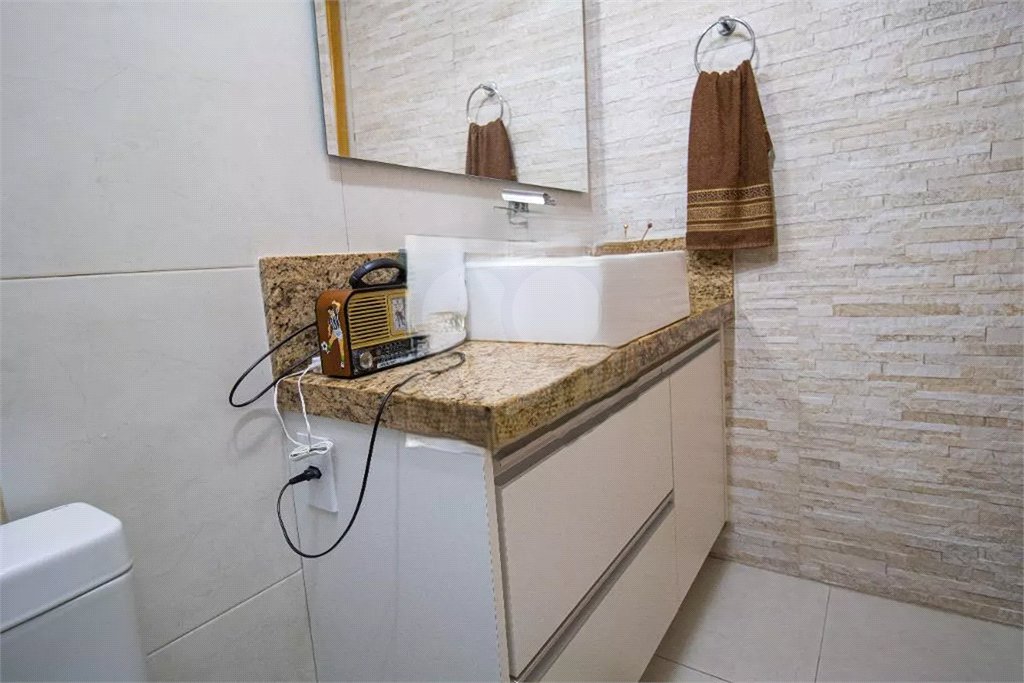 Sobrado à venda com 3 quartos, sendo 1 suíte, em Vila Medeiros, São Paulo, SP