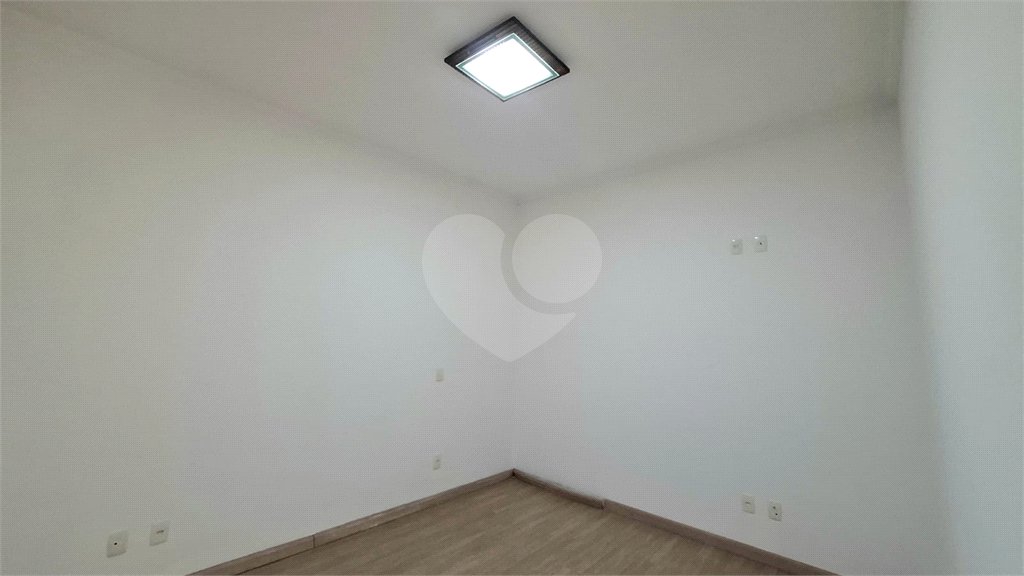 Sobrado à venda com 3 suítes em Vila Hortência, Sorocaba, SP