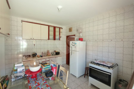 Casa à venda com 3 quartos, sendo 1 suíte, em Jardim Vieira de Moraes, Itapetininga, SP