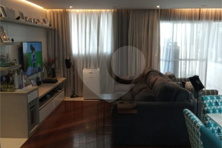 Apartamento à venda com 3 suítes em Vila Suzana, São Paulo, SP
