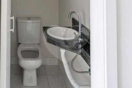 Casa à venda com 3 suítes no condomínio Miguel Mota, São Paulo - SP