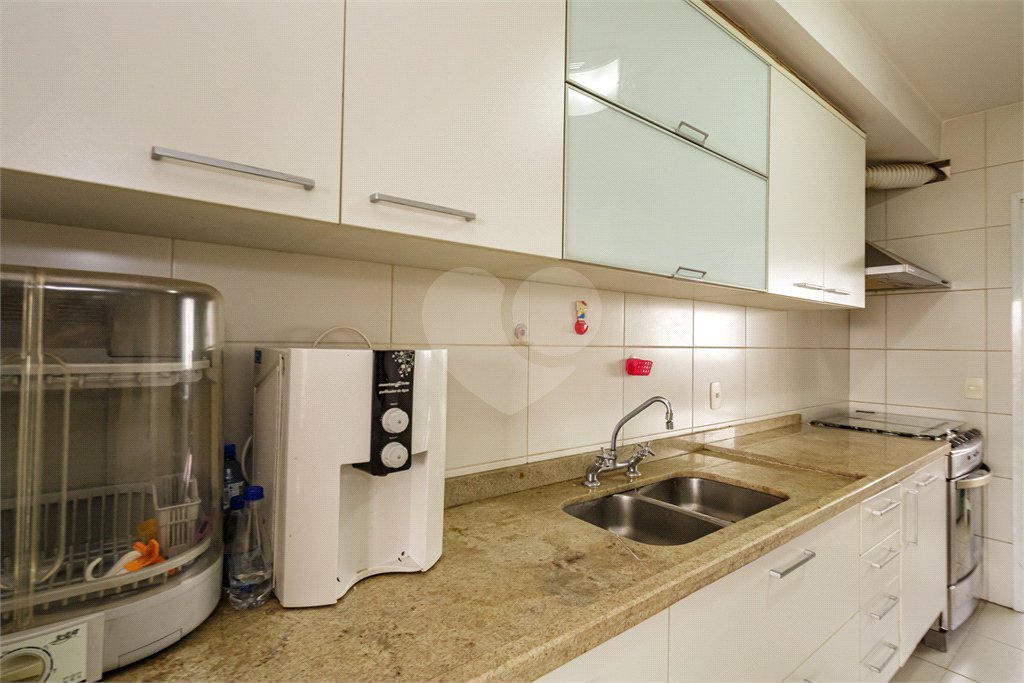 Apartamento à venda com 3 suítes em Alto da Boa Vista, São Paulo, SP