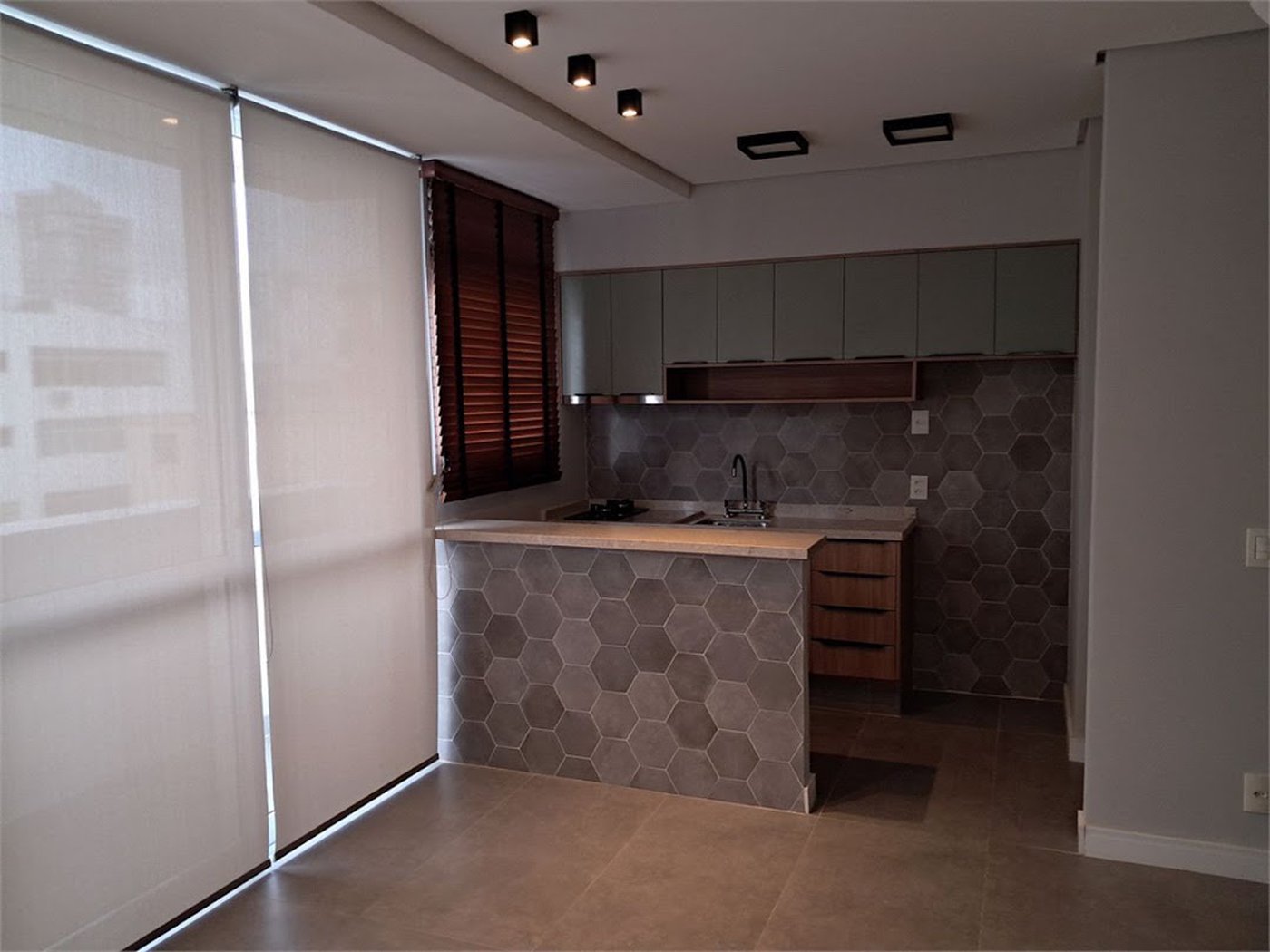 Apartamento Residencial à venda, Gonzaga, Santos - AP0822.