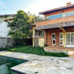 Casa à venda com 4 suítes em Vila Petrópolis, Atibaia, SP