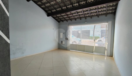 Casa à venda com 2 quartos em Vila La Brunetti, Itapetininga, SP