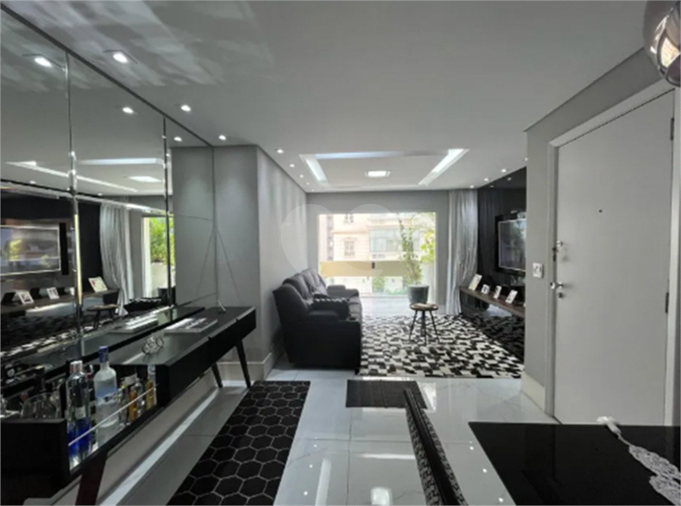Apartamento à venda com 2 quartos, sendo 1 suíte, em Cerqueira César, São Paulo, SP