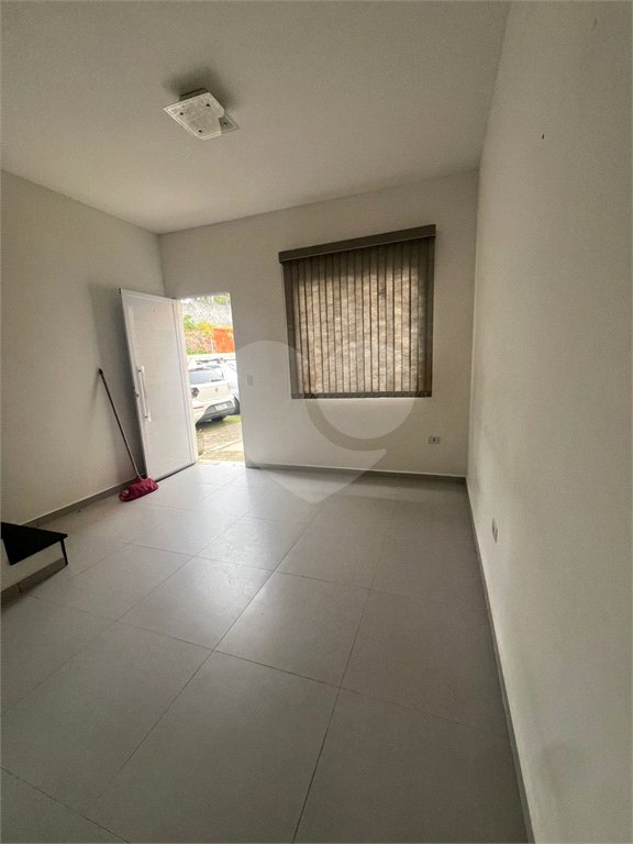 Casa à venda com 2 quartos, sendo 1 suíte,  no condomínio Pitangueiras, Mogi das Cruzes - SP