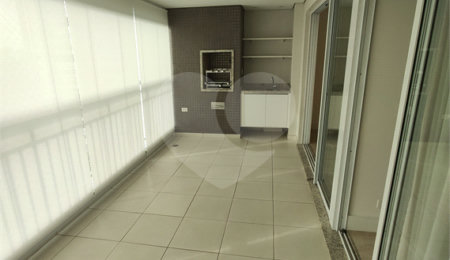 Apartamento à venda ou para alugar com 3 quartos, sendo 1 suíte, em Parque Reboucas, São Paulo, SP