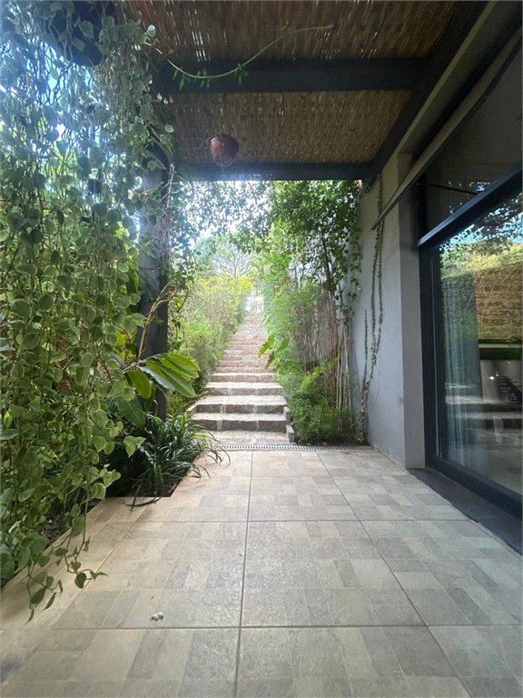 Casa à venda com 3 suítes no condomínio Campo de Toscana, Vinhedo - SP