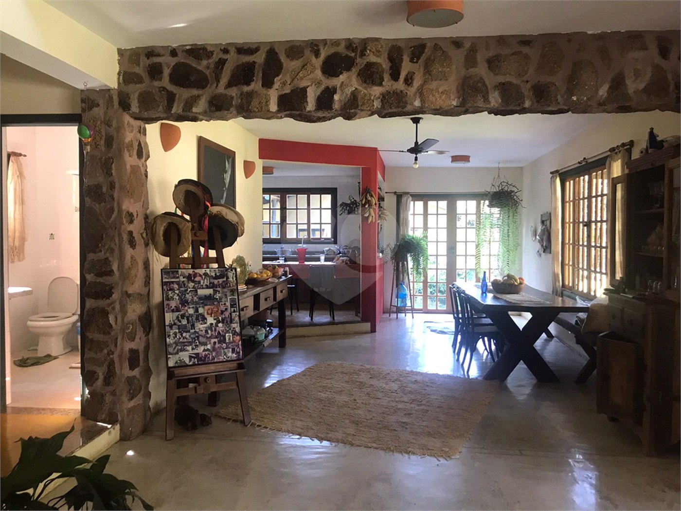 Sítio à venda com 6 quartos, sendo 1 suíte, em Sítio Santa Terezinha, Salto, SP