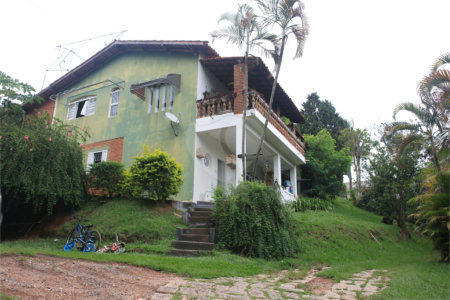 Chácara à venda com 3 quartos, sendo 1 suíte, em Jardim 21 de Março, Louveira, SP