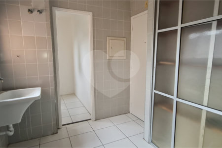 Apartamento para alugar com 3 quartos, sendo 1 suíte, em Chácara Santo Antônio, São Paulo, SP