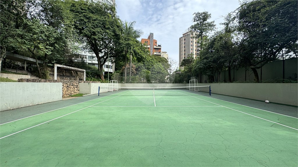 Apartamento à venda com 4 suítes em Vila Suzana, São Paulo, SP