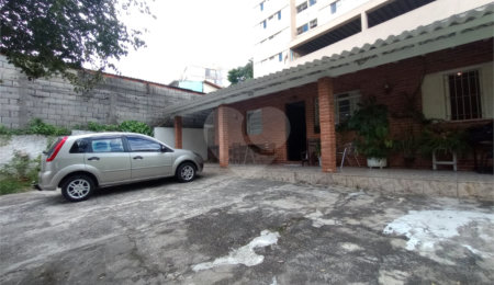 Casa Térrea à venda com 3 quartos, sendo 1 suíte,  em Jardim São Luís, São Paulo, SP