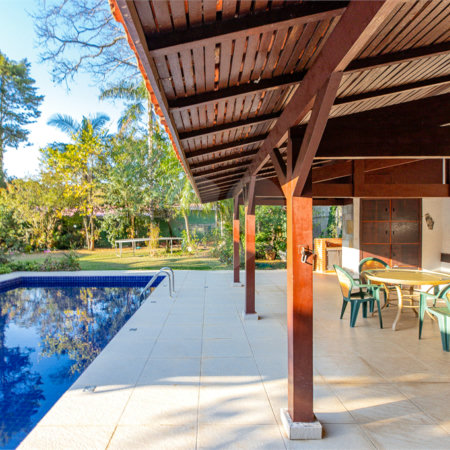 Casa Térrea à venda com 5 quartos, sendo 3 suítes, em Jardim Marajoara, São Paulo, SP