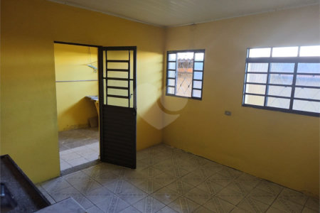 Casa à venda com 2 quartos em Jardim Margarida, Mogi das Cruzes, SP