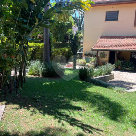 Sobrado à venda com 3 quartos em Jardim Petrópolis, São Paulo, SP