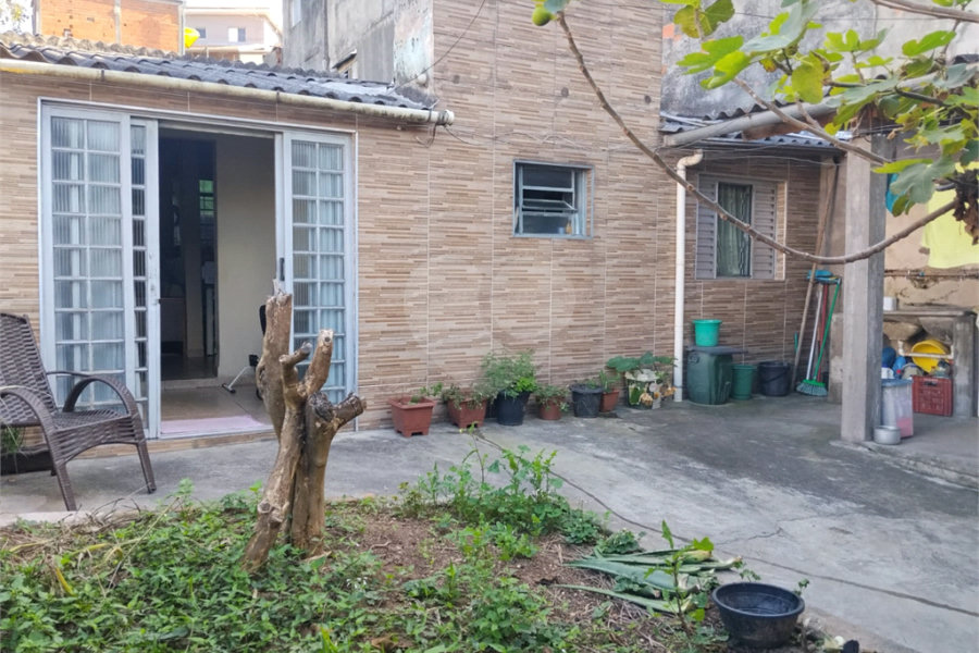 Terreno à venda com 1 quarto em Perus, São Paulo, SP