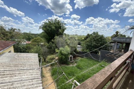 Chácara à venda com 3 quartos em Parque das Varinhas, Mogi das Cruzes, SP