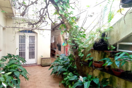 Sobrado à venda ou para alugar com 4 quartos, sendo 1 suíte, em Brooklin Paulista, São Paulo, SP