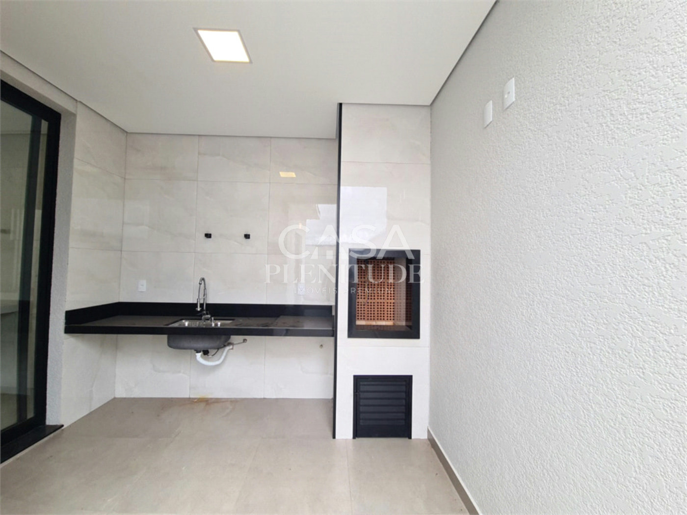 Casa em condomínio à venda com 3 quartos, sendo 1 suíte, em Jardim Residencial Villagio Ipanema I, Sorocaba, SP