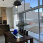 Sobrado à venda com 1 quarto, sendo 3 suítes, em Condomínio Residencial Euroville II, Bragança Paulista, SP