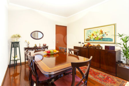 Apartamento à venda com 4 quartos, sendo 3 suítes, em Jardim Prudência, São Paulo, SP