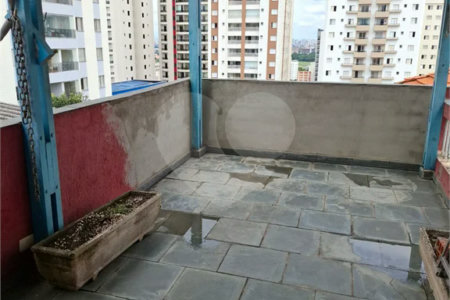 Sobrado à venda com 2 quartos em Santa Teresinha, São Paulo, SP